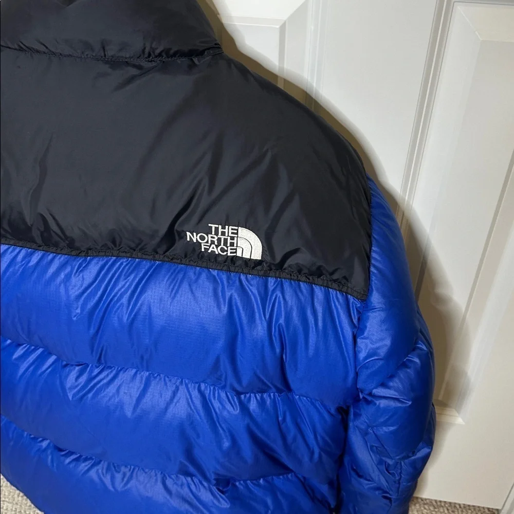 The North Face Vintage Nuptse 700 Down jacket SzXL Small Flaw